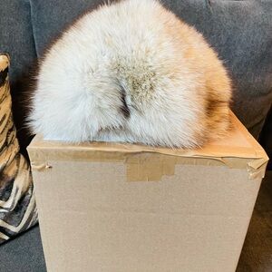 Luxurious Cream Genuine Fox Fur hat